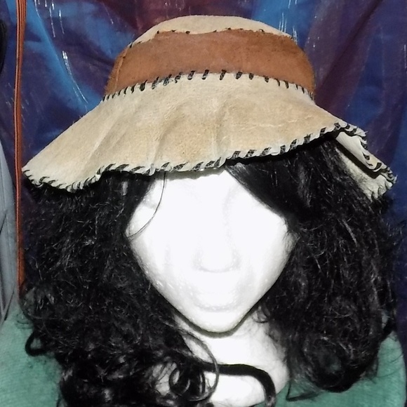 Leather-Hat \