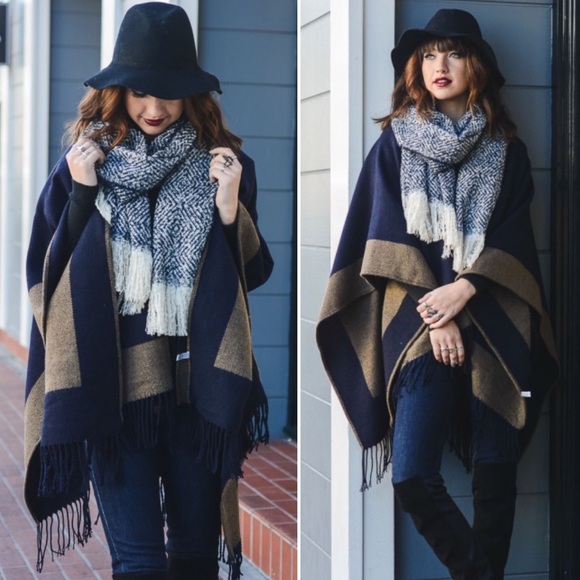 Navy and Brown Color Block Poncho with Fringe - Picture 3 of 4