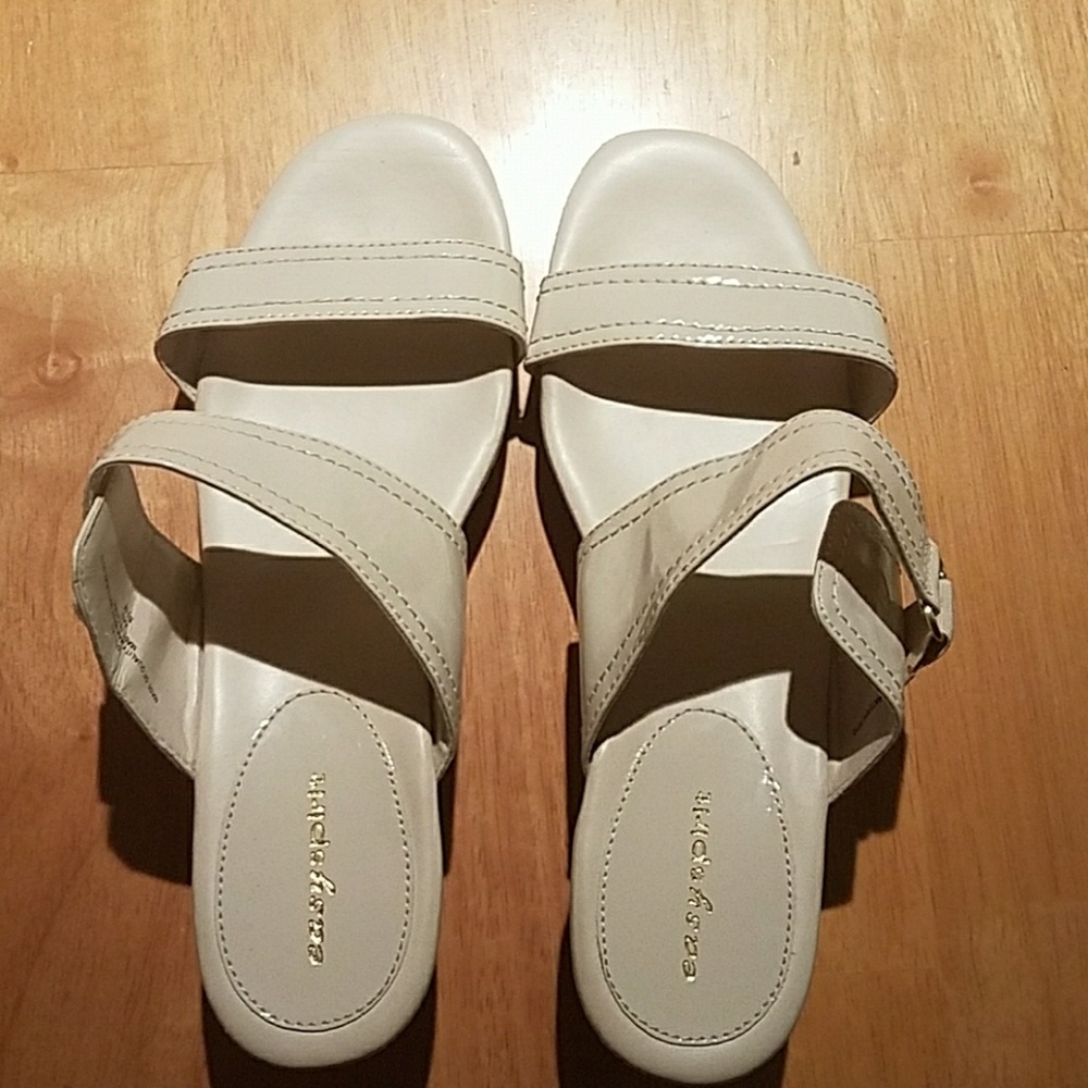 Wedge sandals