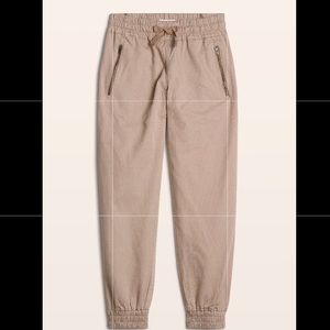 Aritzia khaki joggers