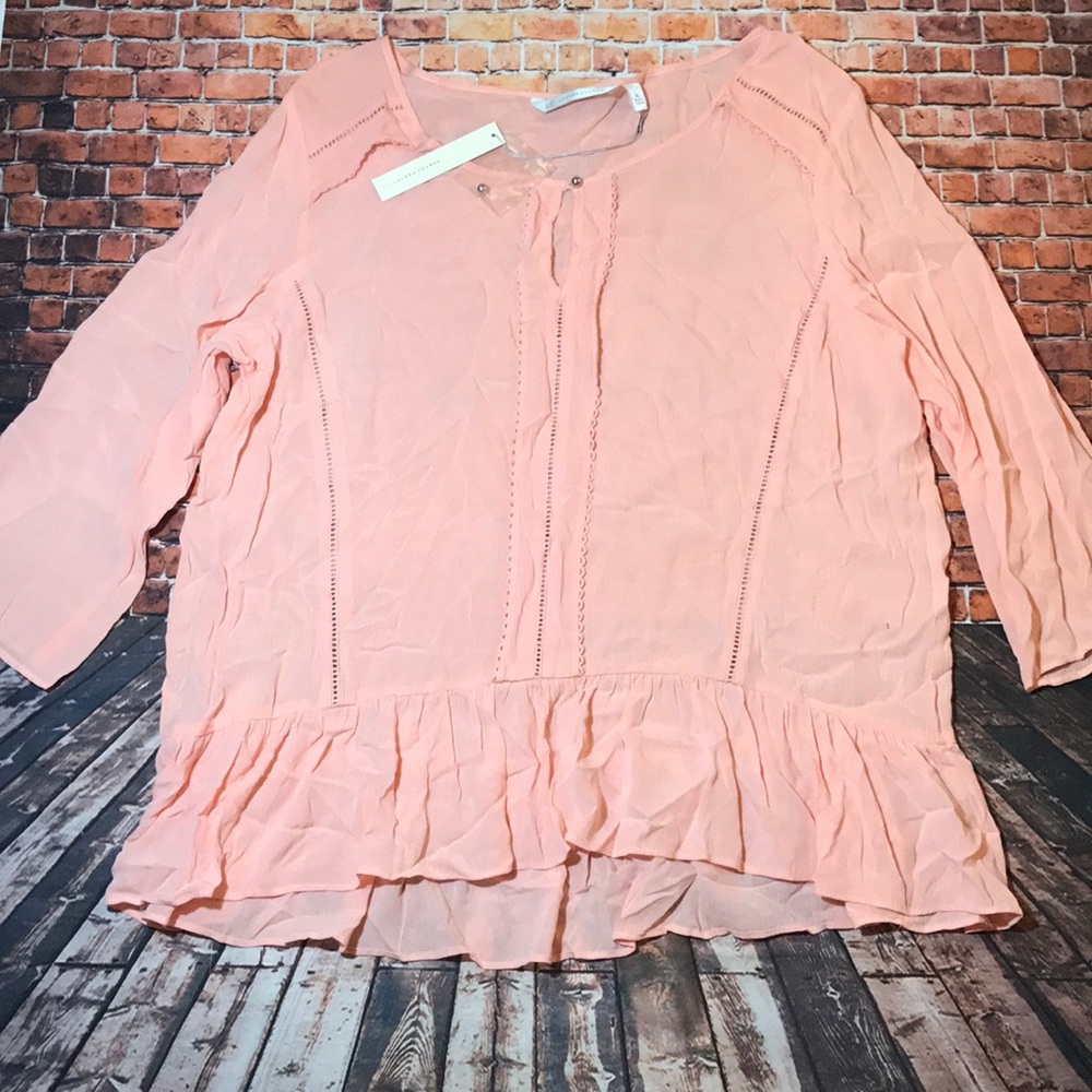 Bohemian chic l/s ruffled hem peach Tunic NWT