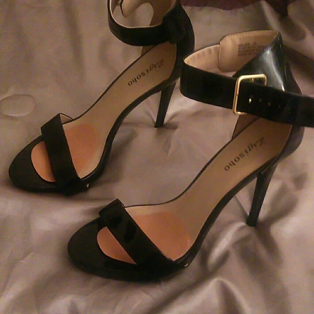 Black heels