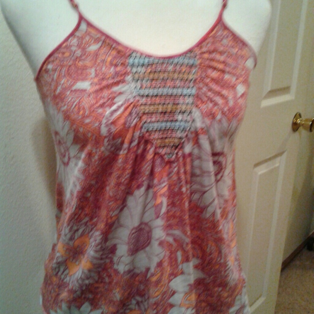 Free People Tank top. Never worn. Mauve/Gray