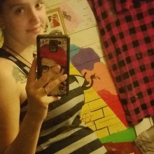 Meet your Posher, Kayla