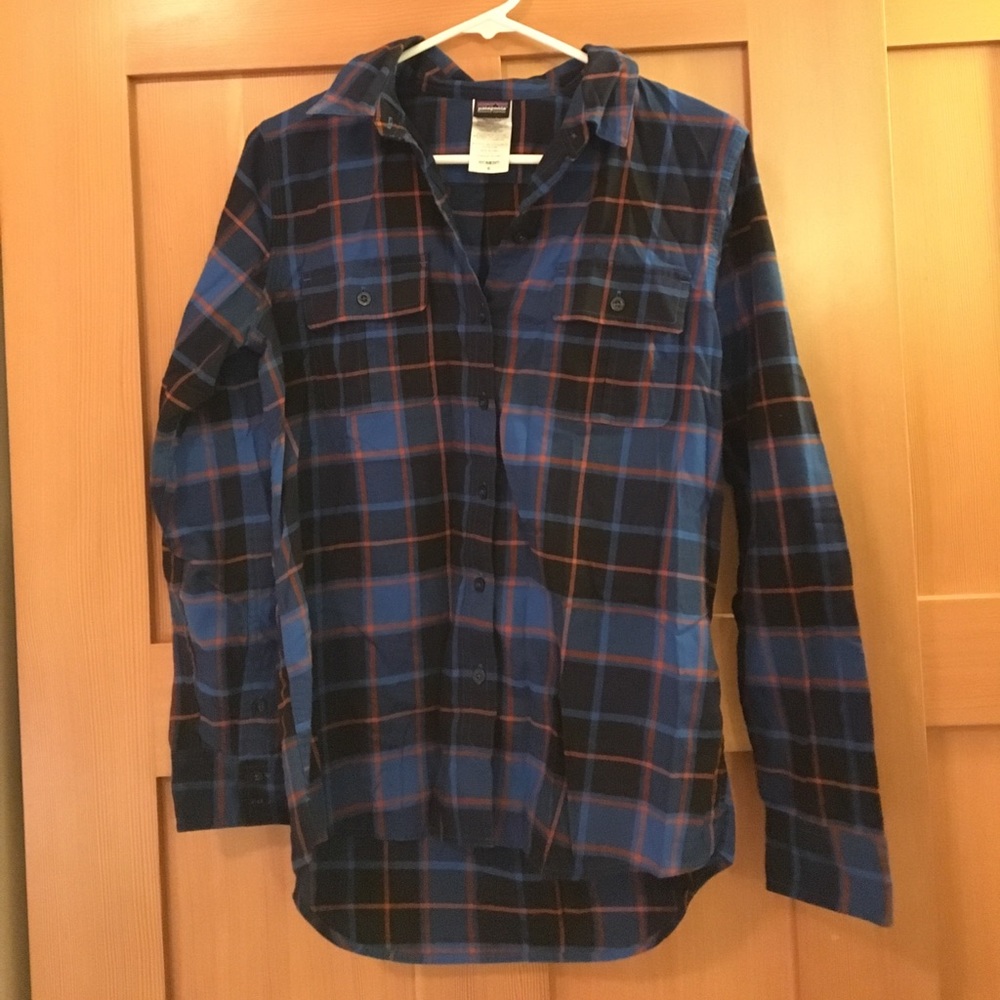 Button up plaid Patagonia Shirt