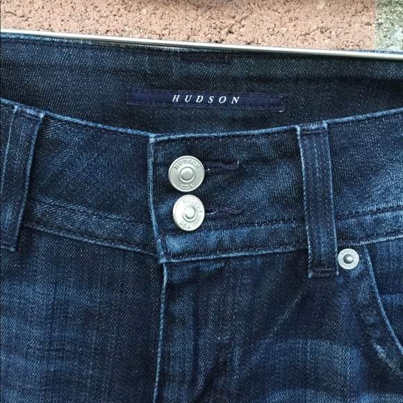 HUDSON DISTRESSED BOOTCUT WOMEN JEANS. - Picture 4 of 6