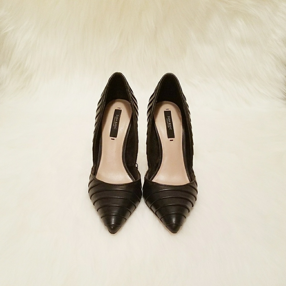 👠 NWT Zara Pleated Court Shoes - Picture 2 of 8