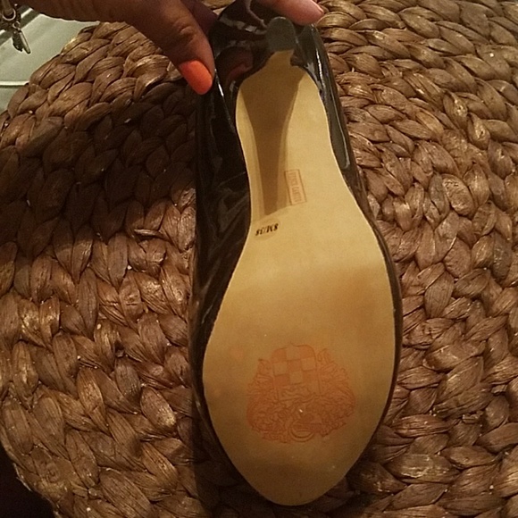 Vince Camuto Pumps **Reasonable offers Welcome** - Picture 3 of 4