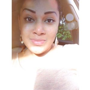 Meet your Posher, June