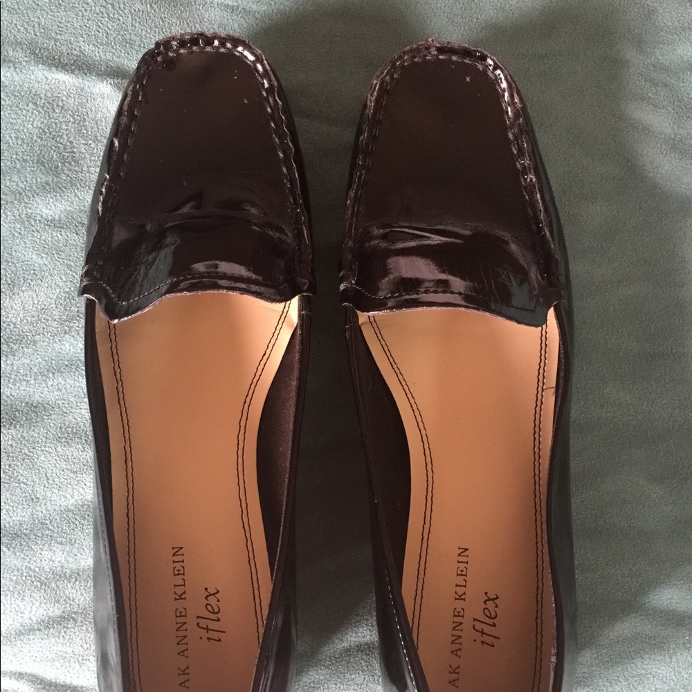 AK Anne Klein black loafers