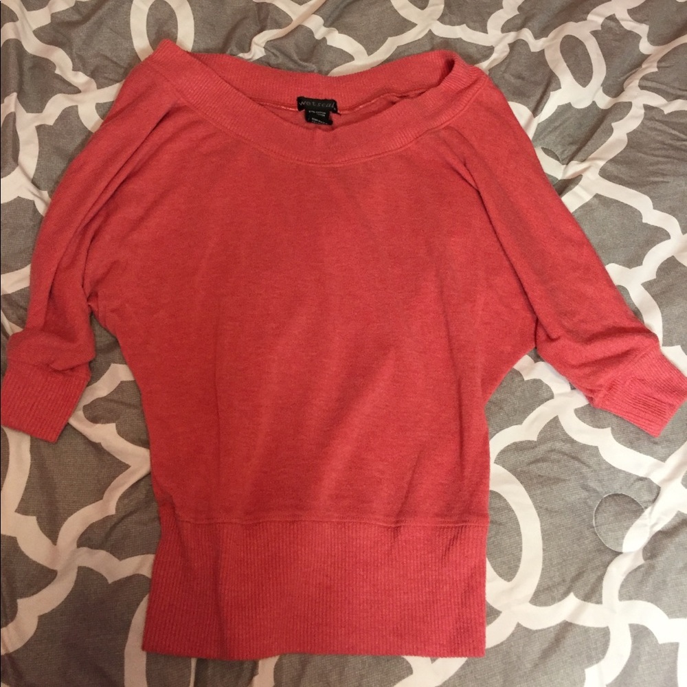 Wet Seal flowy top