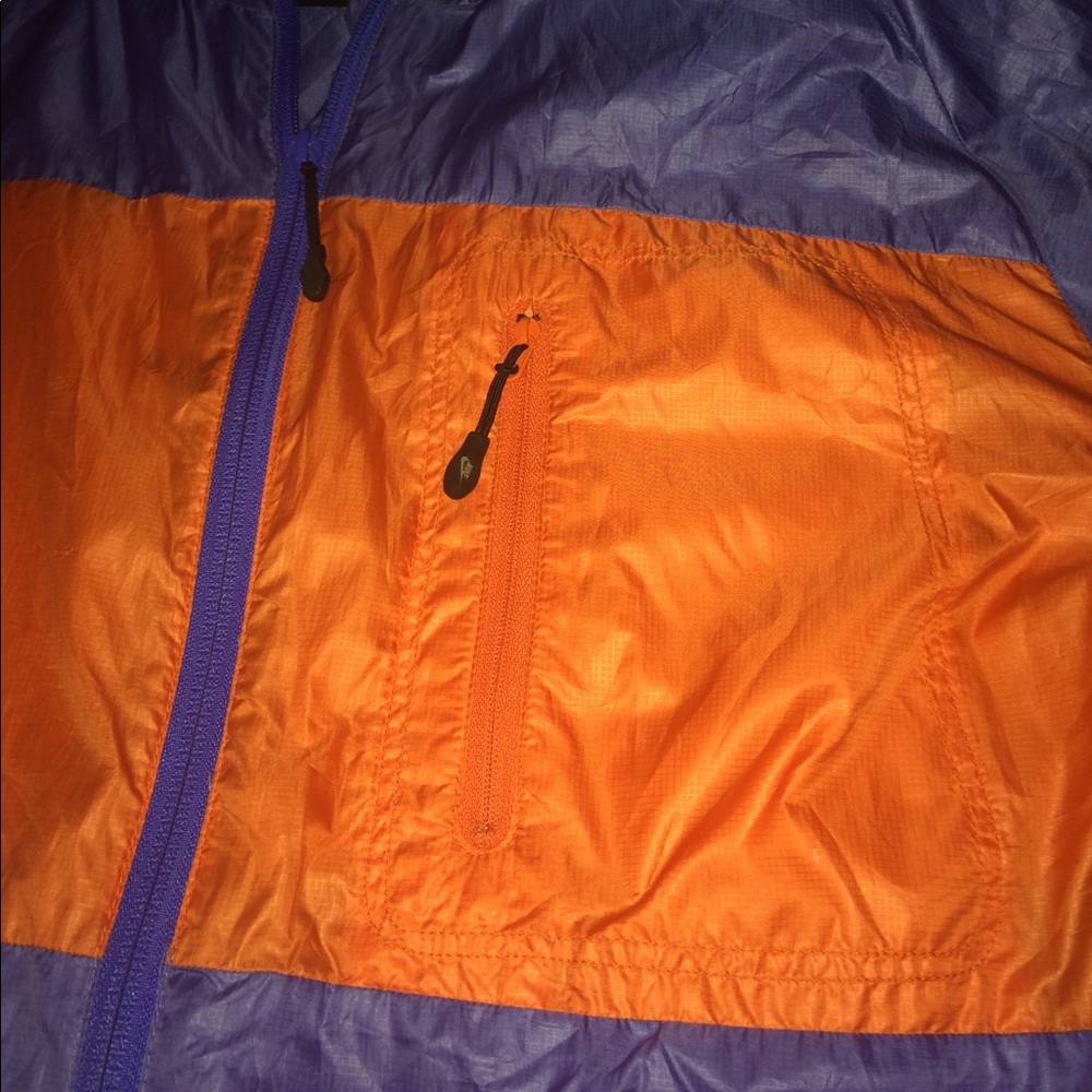 Nike Impossibly Light Windrunner Jacket - image 5