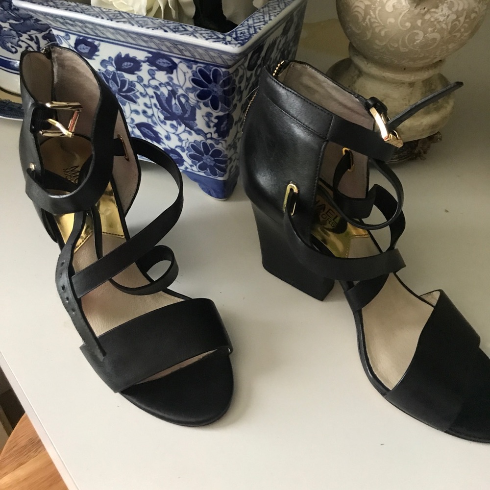 MK black sandal with gold hardware big block heel