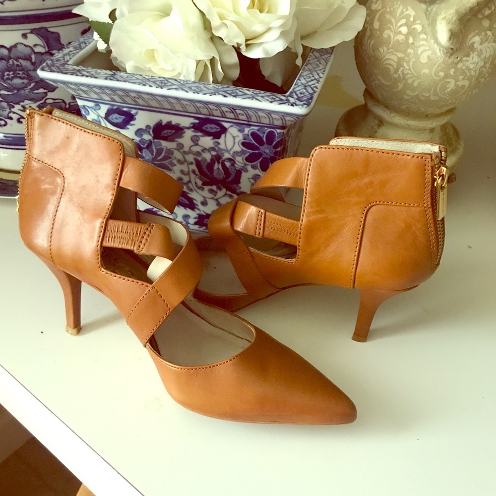 MK heels brown with gold hardeate❤️