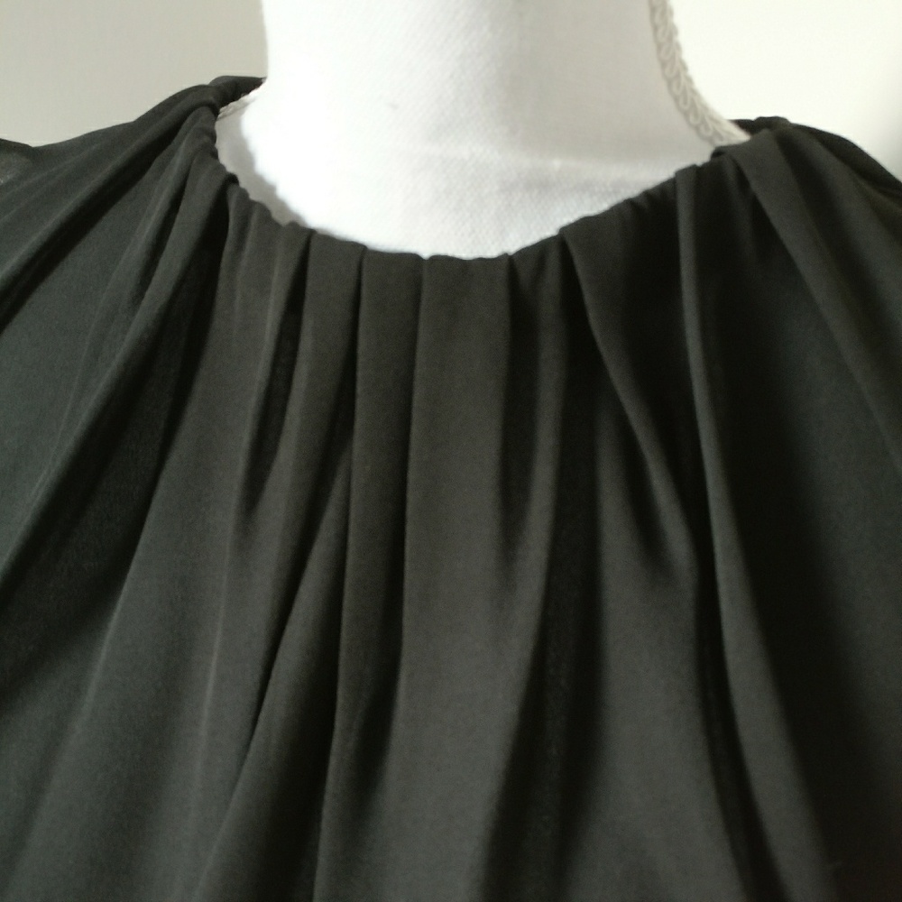 Basic Black Top - image 7
