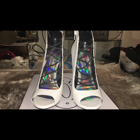 Steve Madden Glaring White Leather - Picture 6 of 7