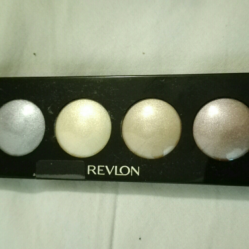 Revlon Illuminance Creme Shadow - metals