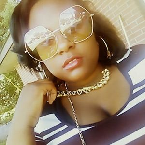 Meet your Posher, Amelia