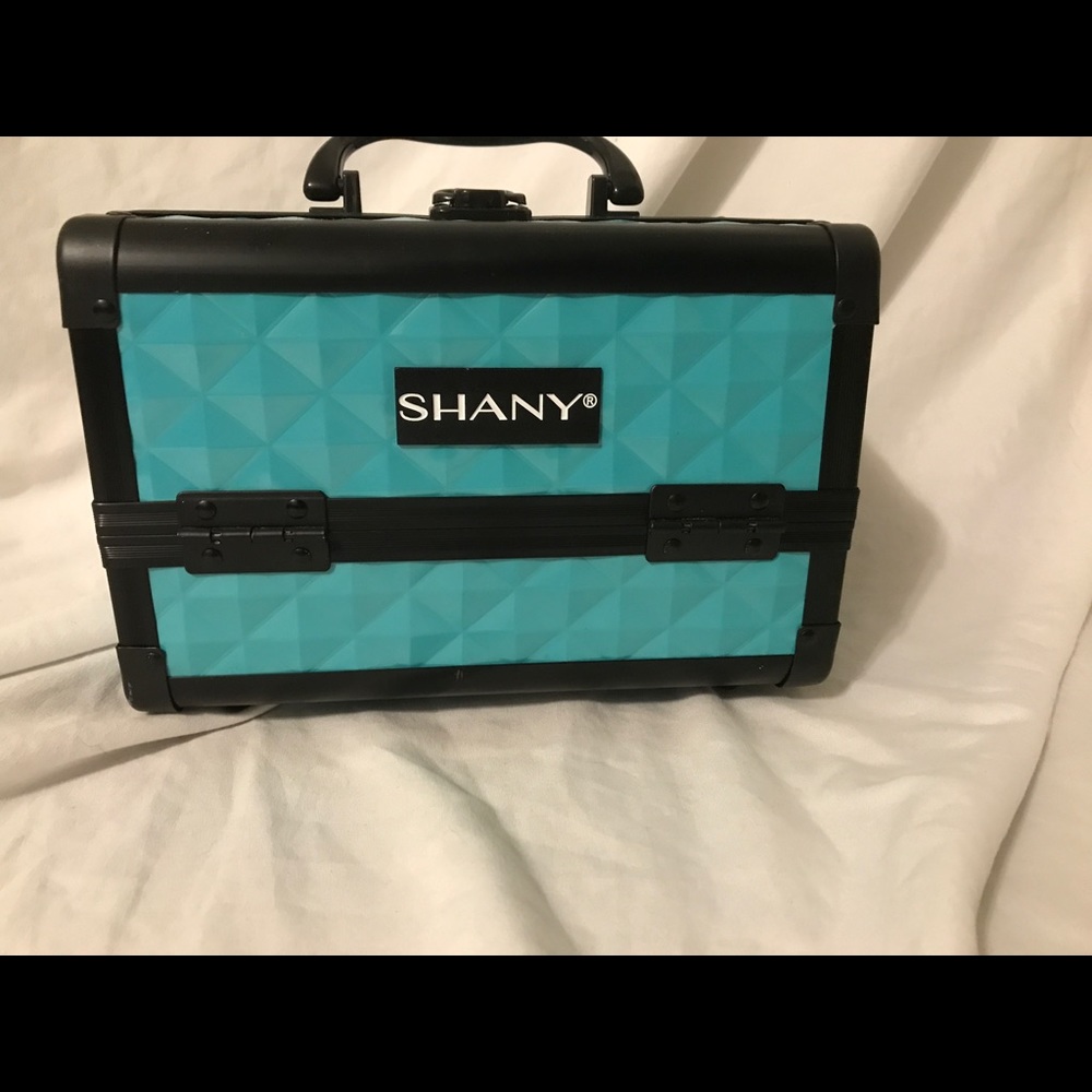 SOLD Cosmetic Case