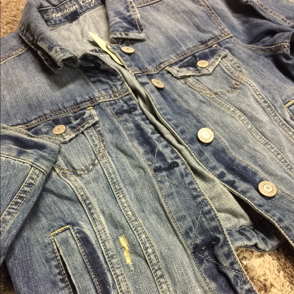 New American Eagle AE Cropped Jean Jacket Size M