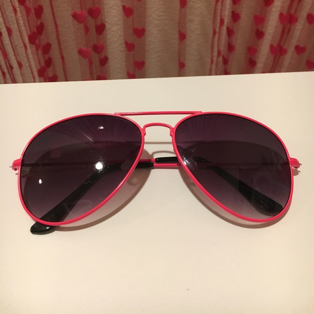 Pink band sunglasses