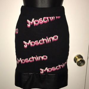 Moschino Fashion Skirt sz Small No size tag