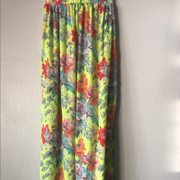 Sabo Skirt Maxi Floral Skirt - Picture 2 of 4