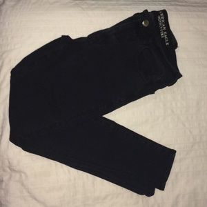 American Eagle Black High-Waisted Skinny Jeans