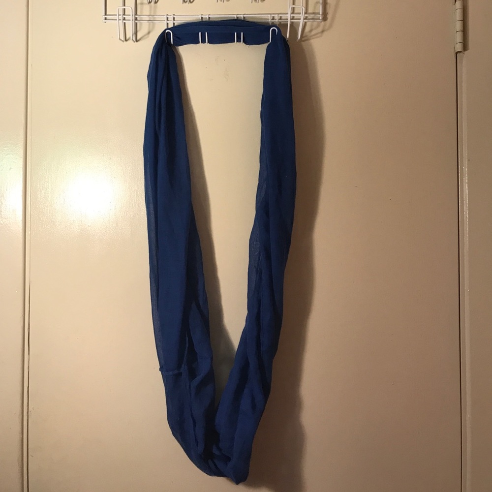 Blue scarf