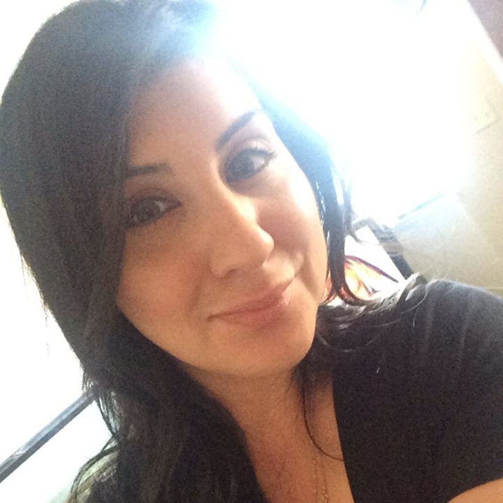 Meet your Posher, Aya