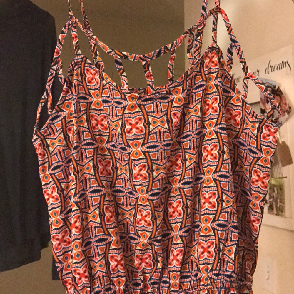 Fun pattern romper - Picture 2 of 3