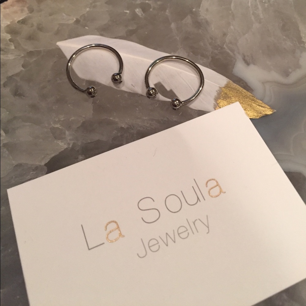 Two Brand New La Soula Modern Diamond Rings