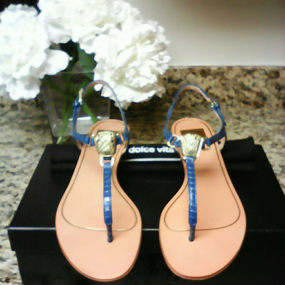 Dolce Vita T-strap thong sandal
