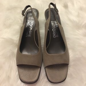 Salvatore Ferragamo Gray Kitten Heels Size US 11 W