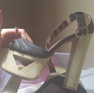 Not sure of the height.. but it got some inches