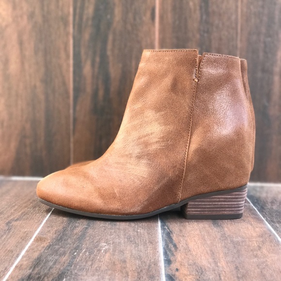 Cognac Distressed Leather Hidden Wedge Boots - Picture 6 of 8