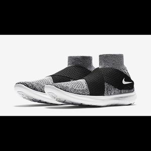 Nike free motion flyknit