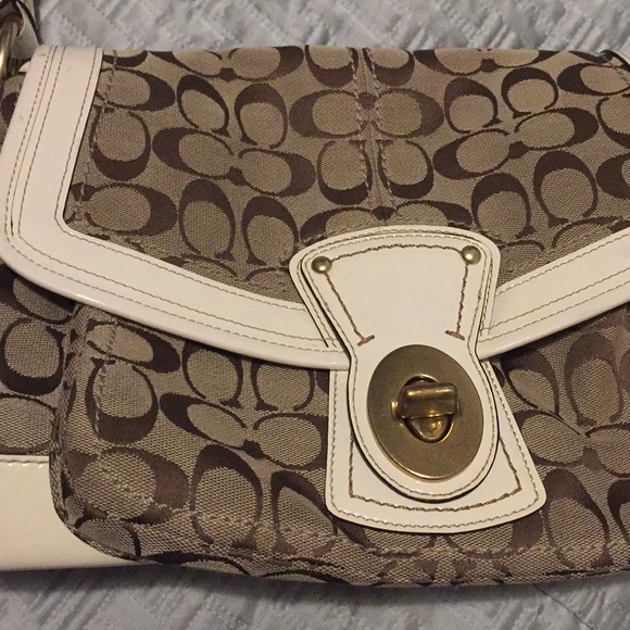 Coach Purse, Ali Legacy Signature Turnlock Handbag - Picture 2 of 3