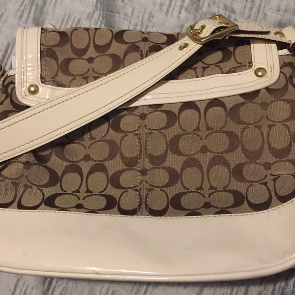 Coach Purse, Ali Legacy Signature Turnlock Handbag - Picture 3 of 3