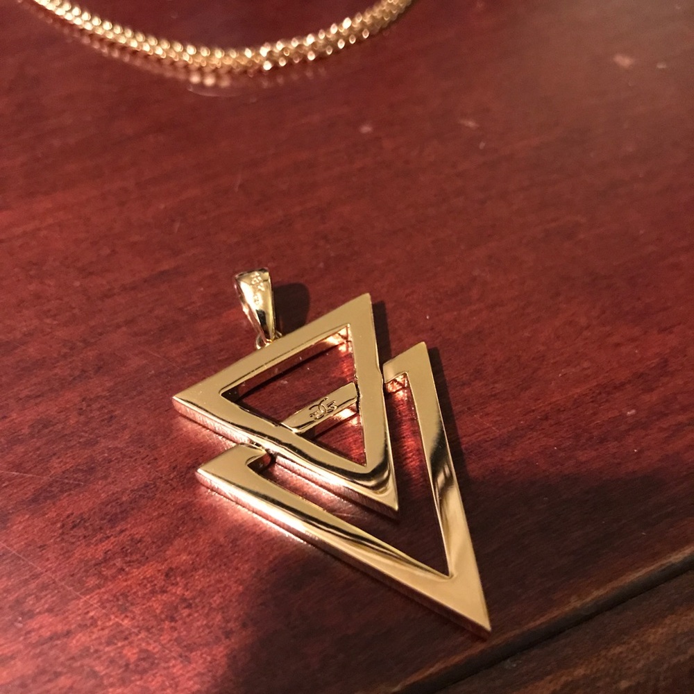 Double Arrow Gold Pendant - Gold Gods
