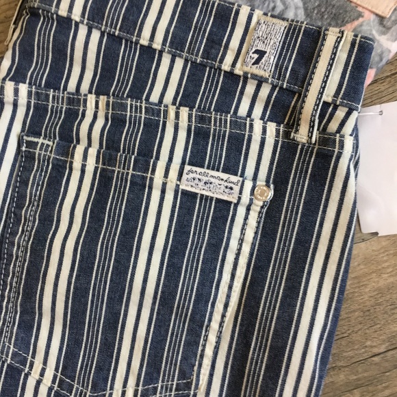 7 for all mankind frayed jean shorts - Picture 3 of 4