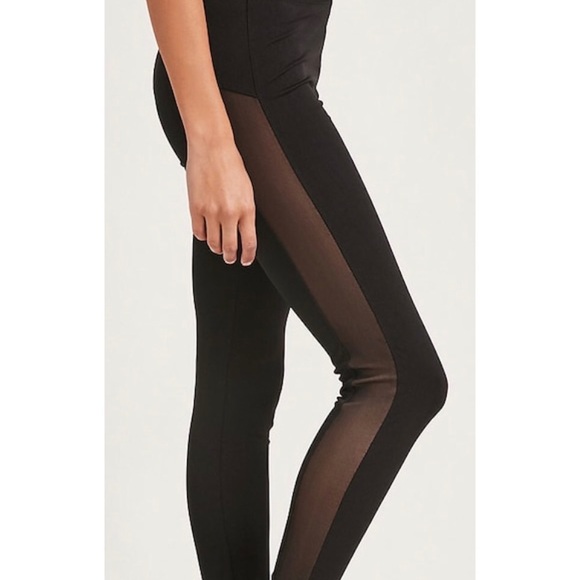Forever 21 Pants - ✨LIMITED TIME $✨BRAND NEW FOREVER 21 MESH LEGGINGS