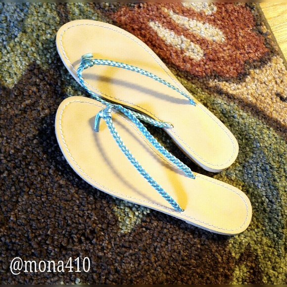 🔴 4/$15 Old Navy Blue Sandals - Picture 3 of 5