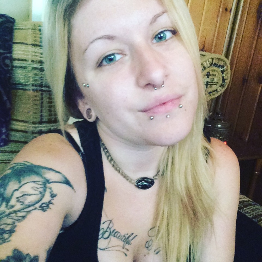 Meet your Posher, Leah