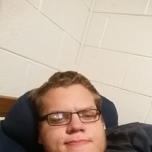 Meet your Posher, Devin
