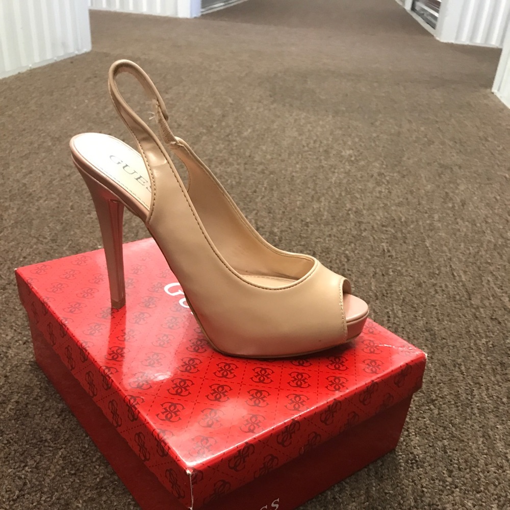 Guess Peep Toe Platform Pumps