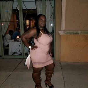 Meet your Posher, Sherneefha