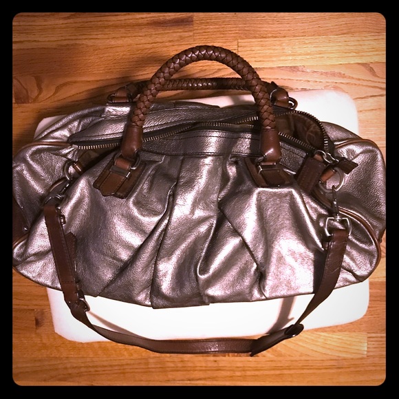 banana republic duffle bag