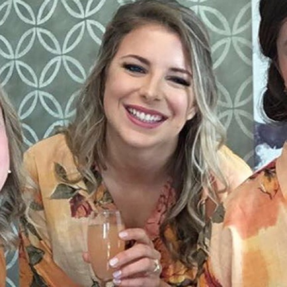 Meet your Posher, Eliza