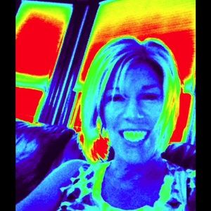 Meet your Posher, Deb